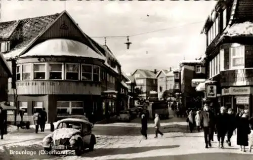 Ak Braunlage im Oberharz, Straße, Passanten