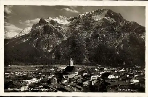 Ak Mittenwald in Oberbayern, Karwendelgebirge, Gesamtansicht