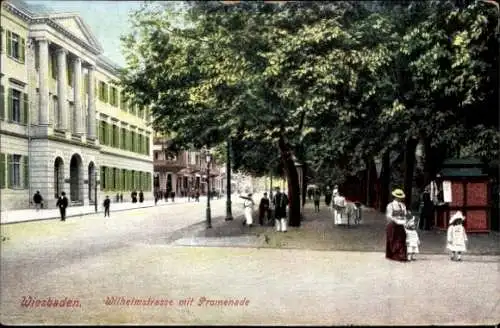 Ak Wiesbaden in Hessen, Wilhelmstraße, Promenade