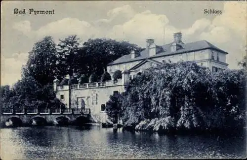 Ak Bad Pyrmont in Niedersachsen, Bismarckturm, Schloss