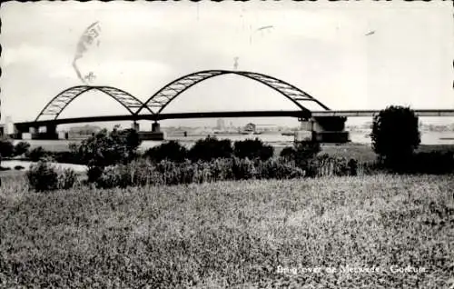 Ak Gorinchem Südholland Niederlande, Gesamtansicht, Brücke