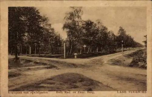 Ak Lage Vuursche Baarn Utrecht Niederlande, Kruispunt van rijwielpaden