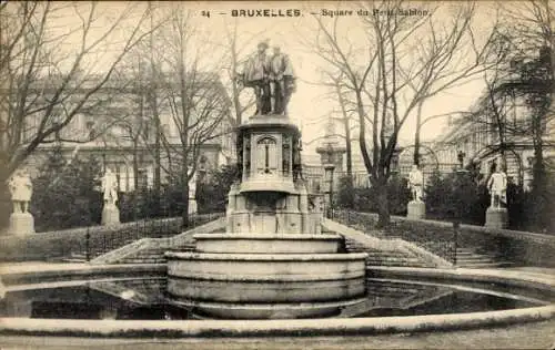 Ak Bruxelles Brüssel, Denkmal mit Springbrunnen, Statuen und Bäumen im Hintergrund