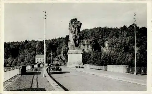 Ak Jalhay Wallonien Lüttich, Barrage de Gileppe, die Brücke und der Löwe, Statue