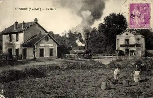 Ak Nucourt Val-d’Oise, Bahnhof, Gleisseite