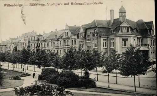 Ak Wittenberge an der Elbe Prignitz, Blick vom Stadtpark auf Hohenzollern Straße