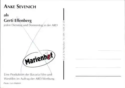 Ak Schauspielerin Anke Sevenich, Portrait als Gerti Effenberg in Marienhof, Autogramm