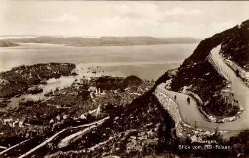 Ak Bergen Norwegen, Panorama, Blick vom Flöi-Felsen