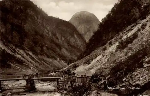 Ak Stalheim Norwegen, Straße zur Stadt, Brücke