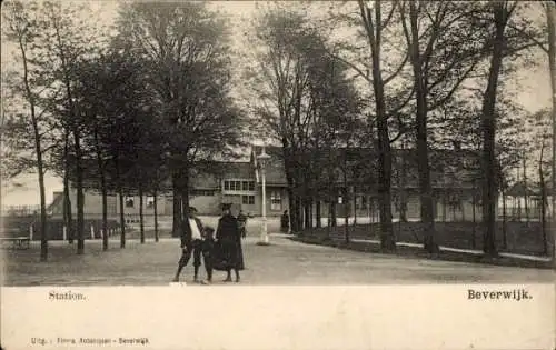 Ak Beverwijk Nordholland Niederlande, Station, Bahnhof