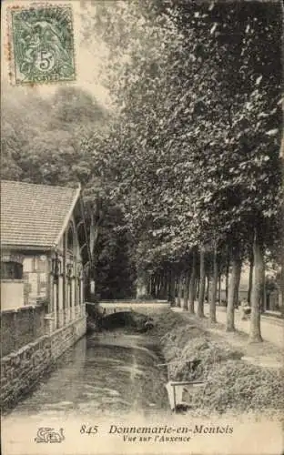 Ak Donnemarie en Montois Seine et Marne, Vue sur l'Auxence, Ufer, Bäume