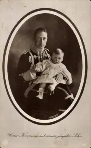 Ak Kronprinz Wilhelm von Preußen mit jüngstem Sohn