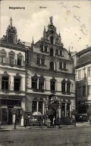 Ak Magdeburg, Blick auf das Börsengebäude, Steinreliefs