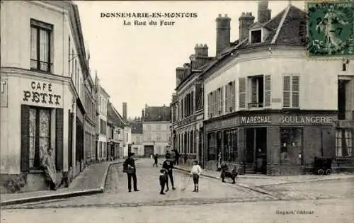 CPA Dammarie les Lys Seine et Marne, La Rue du Four, Café Petit, Marechal Boulangerie