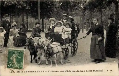 CPA Vincennes Saint Mandé Val de Marne, Voitures aux Chevres du Lac