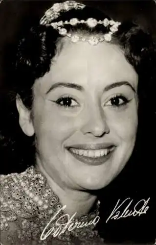 Ak Schauspielerin und Sängerin Caterina Valente, Portrait, Bonjour Kathrin