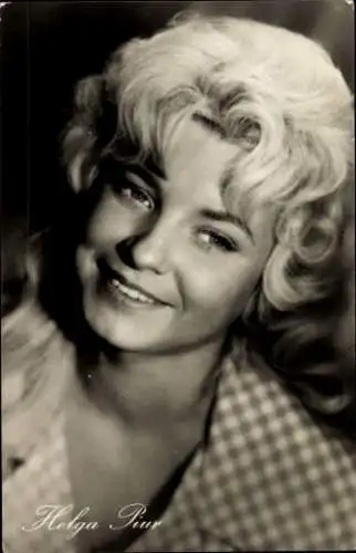 Ak Schauspielerin Helga Piur, Portrait, DEFA Film, Wo der Zug nicht lange hält