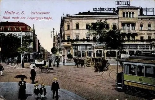 Ak Halle an der Saale, Riebeckplatz, Leipziger Straße, Hotel Goldene Kugel, Straßenbahnen