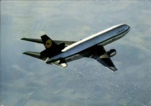 Ak Passagierflieger im Flug von oben, Lufthansa DC 10, Passagierflugzeug