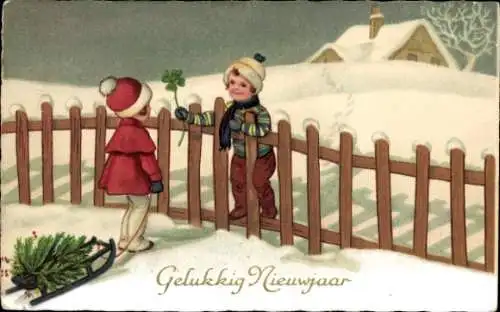 Ak Glückwunsch Neujahr, Kinder mit Kleeblatt, Schlitten, Tannenbaum