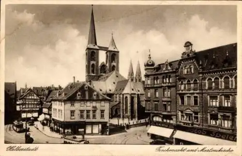 Ak Halberstadt am Harz, Fischmarkt, Martinskirche