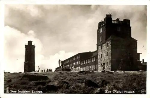 Ak Brocken im Harz, Brockenturm, Brockenhotel