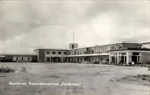 Ak Spanbroek Nordholland Niederlande, Bejaardencentrum Zandhoven