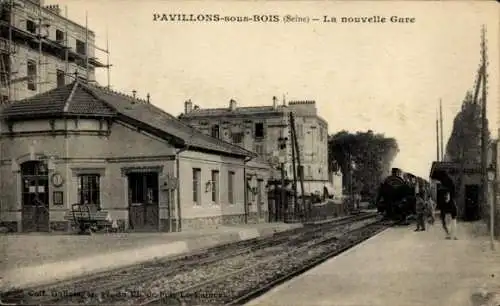 CPA Les Pavillons sous Bois Seine-Saint-Denis, Gare