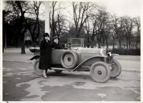 Foto Wiesbaden in Hessen, Automobile