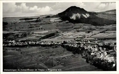 Ak Welschingen Engen im Hegau in Baden Württemberg, mit Hohenhöwen, Fliegeraufnahme, Panorama