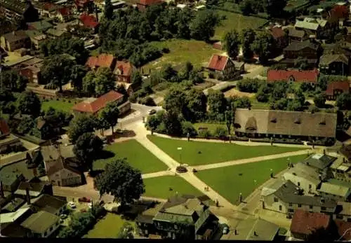 Ak Kaltenkirchen in Holstein, Luftaufnahme vom Marktplatz