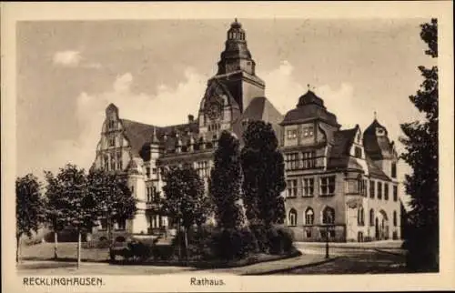 Ak Recklinghausen im Ruhrgebiet, Rathaus, Straßenansicht