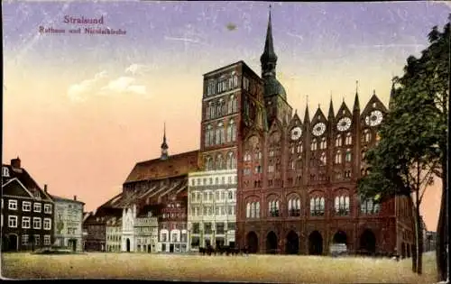 Ak Stralsund in Vorpommern, Rathaus und Nicolaikirche