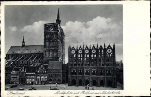 Ak Stralsund in Vorpommern, Marktplatz, Rathaus, Nikolaikirche