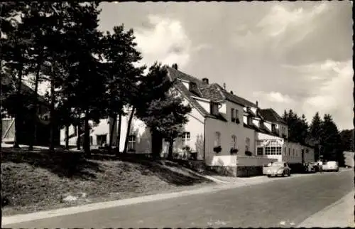 Ak Adenau in der Eifel, Berghotel Hohe Acht