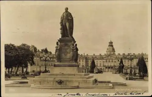 Ak Karlsruhe in Baden, Denkmal, Schloss