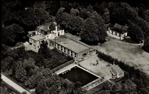 Ak Berg en Dal Gelderland Niederlande, Fliegeraufnahme, Familiehotel Erica