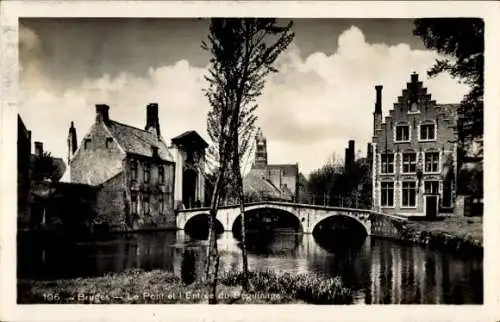 CPA Bruges Bruges Flandre Flandre occidentale, Pont et Entrée du Béguinage