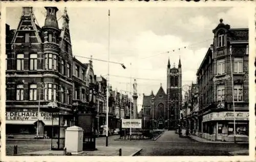 Ak Berchem Flandern Antwerpen, Victor Jacobslei und St. Hubertus Kirche