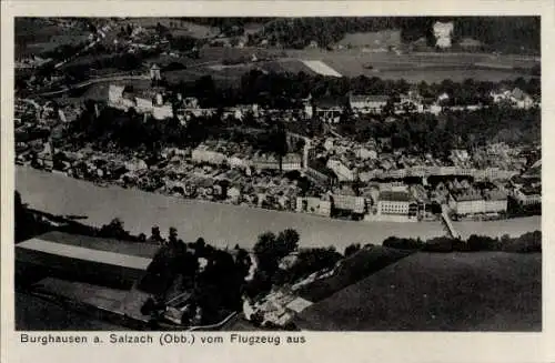 Ak Burghausen an der Salzach Oberbayern, Fliegeraufnahme