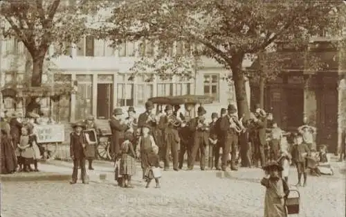 Foto Ak Hamburg, Straßenmusik 1906, Kinder