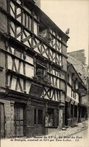 Ak Saint Brieuc Côtes d'Armor, Hôtel, Blick in Straße