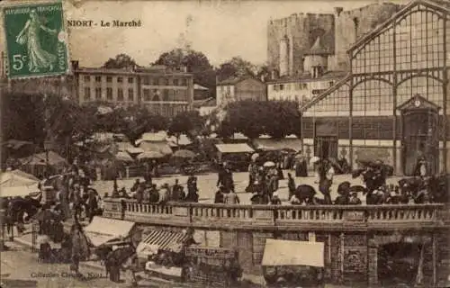 Ak Niort Deux Sèvres, Marktplatz