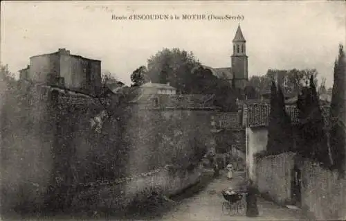 Ak Exoudun Deux-Sèvres, Straße nach la Mothie, Kirche