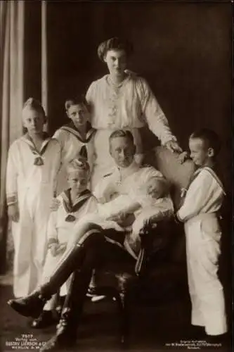 Ak Kronprinz Wilhelm von Preußen, Kronprinzessin Cecilie, Prinzen, Prinzessin Alexandrine