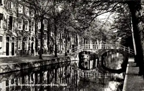 Ak Delft Südholland Niederlande, Koornmarkt met Leeuwebrug 1668