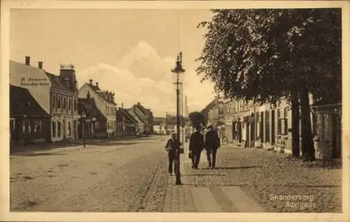 Ak Skanderborg Dänemark, Adelgade, Straßenansicht