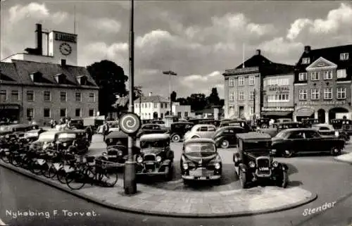 Ak Nyköbing Nykøbing Falster Dänemark, Torvet, Autos, Geschäfte, Fahrräder