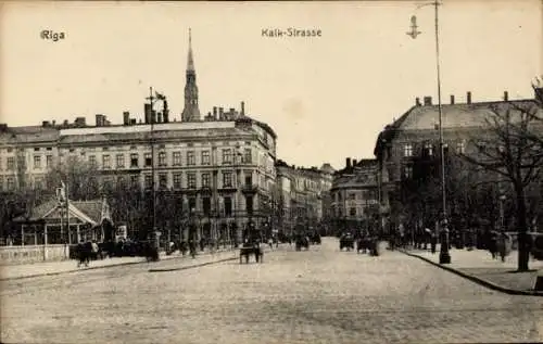 Ak Riga Lettland, Kalkstraße, Pferdekutsche