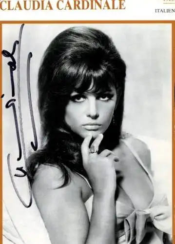 Ak Schauspielerin Claudia Cardinale, Portrait, Autogramm